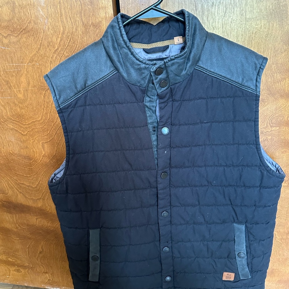 Men's RedHead Black Quilted Vest